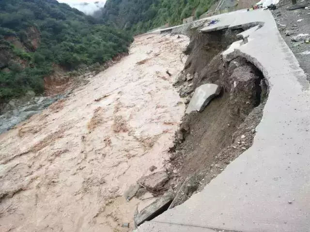 雅安到二郎山最新路况